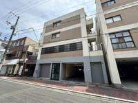 中央ビルの外観