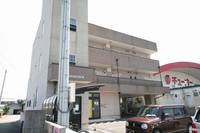 三成ビルの外観