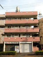 弥生ビルの外観