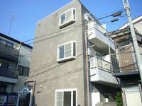 第一ウッドムーンの外観