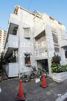 東京都世田谷区松原3(マンション)の賃貸物件の外観