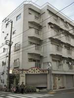 一番館マンションの外観