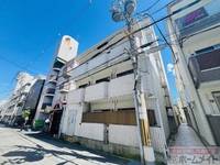 ロイヤルクレイン玉出の外観