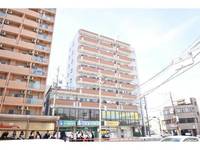 NTビル白壁の外観