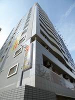 リファレンス駅南の外観