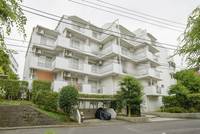 URエステート北新宿の外観