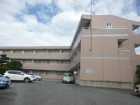 神奈川県伊勢原市上粕屋(マンション)の賃貸物件の外観
