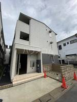 リヴェール川口芝の外観