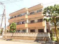 プラザエノモトの外観