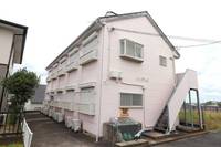 アップルシティー郡本の外観