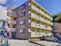 ヴィラ アンソレイエ小石木の外観