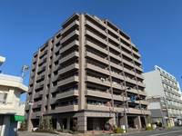 ロイヤルガーデン伊月町の外観