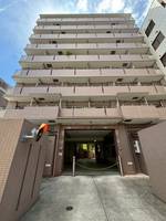 大阪府大阪市西区京町堀1(マンション)の賃貸物件の外観