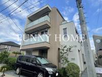 東京都世田谷区松原3(マンション)の賃貸物件の外観