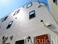 ミハス学芸大学の外観