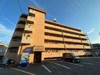 イータウン応神の外観