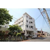 アイリスビルの外観