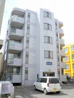 A-ZONE札幌の外観