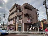 オーキスビルの外観