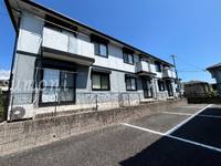 ファミール高岡台の外観