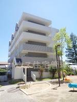 大阪府高槻市奈佐原4(マンション)の賃貸物件の外観