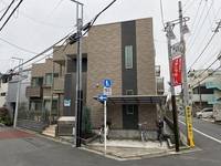 ラピスの外観