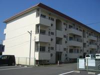 ソルローマ本厚木A号棟の外観