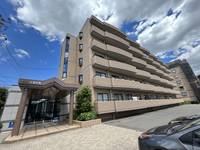 レジェンダ泉中央の外観