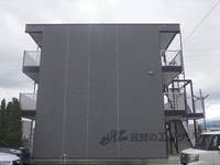 レオパレスグリーンアンバーの外観