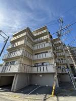 ラフォーレ3番館の外観