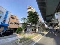 ボンジュール南市岡の外観