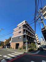 Log横浜伊勢町の外観
