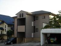 ファミール小羽山の外観