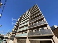 クレストコート町屋の外観