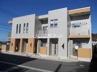 ラ・トリフルの外観