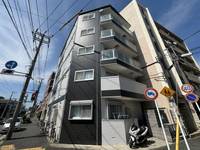 b’CASA Craneの外観