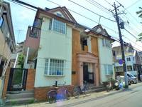 フラットミワの外観