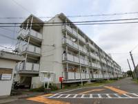 ビレッジハウス高田の外観