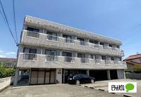 ホワイトハイツ高田の外観