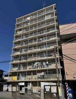 サンハイツ鶴崎の外観