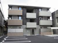 エスト出町の外観