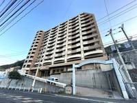 オークランドヒルズ門司港の外観