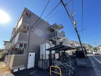 アヴァンツァーレの外観