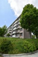 UR鶴山台の外観