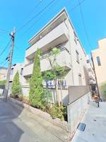 東京都新宿区大京町(マンション)の賃貸物件の外観