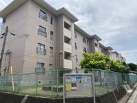 川上団地16号棟の外観