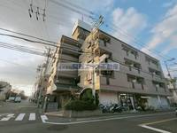 アーバンSライフ A棟の外観