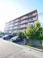 FLORA萩山の外観