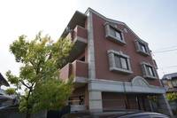 Leafハヤマの外観