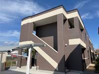 フロンティアの外観